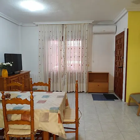 アパート Private Garden Patio & Balcony 2-bedroom *