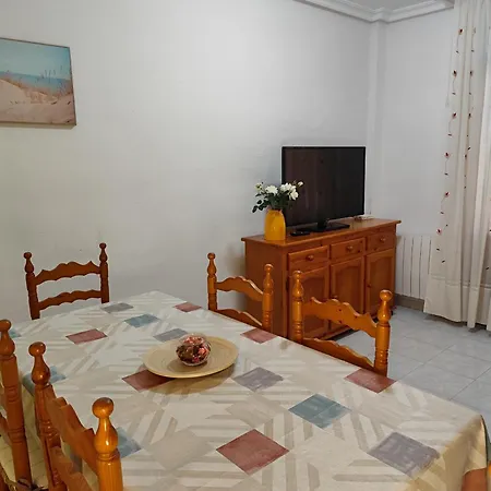 Cozy Retreat With Terrace And Balcony Access Apartamento *