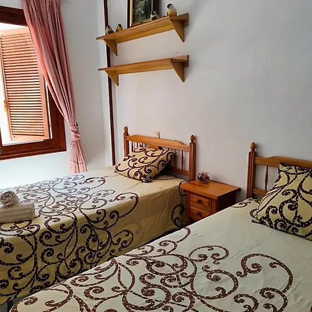 Apartamento Cozy Retreat With Terrace And Balcony Access *