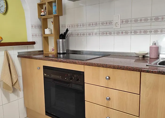 Apartment Cozy Retreat With Terrace And Balcony Access